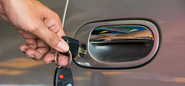 Car door lock repair in Gridley